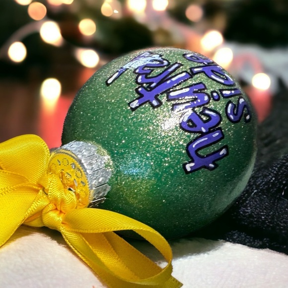 2024 Christmas Ornament: Sidewalk Side/Neutral Ground (New Orleans Mardi Gras) - Picture 7 of 12